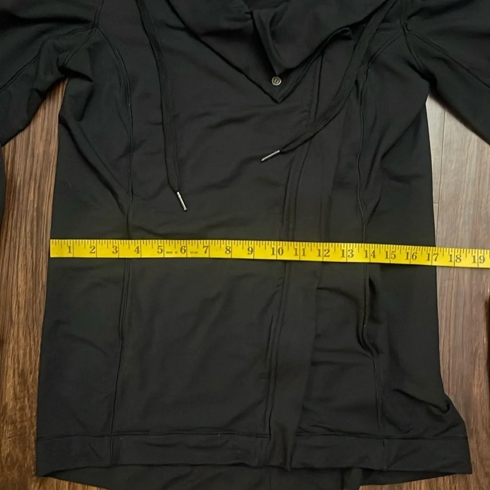 EUC Lululemon Coast Easy Wrap Zip Front Jacket Black 4